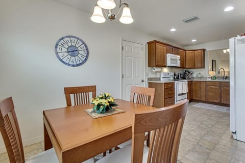 Swim, Golf and Unwind Home 5 Mi to Lake Sumter! House in The Villages