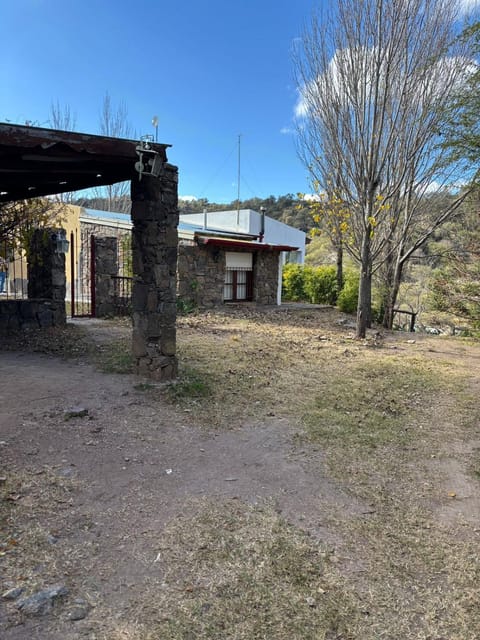 Property building, Facade/entrance, Garden