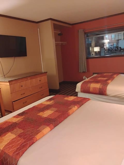 Gated 4 Double Beds 2 Bath Apt 132 Apartment in Baton Rouge