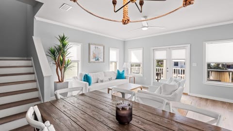 Salty Seabreeze House in Seacrest