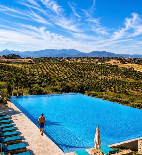 Nearby landmark, Day, Natural landscape, Mountain view, Pool view, Swimming pool, sunbed