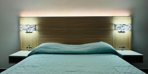 Nubell Motel Hotel in Cudahy