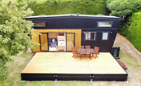 Patio, Facade/entrance, Dining area