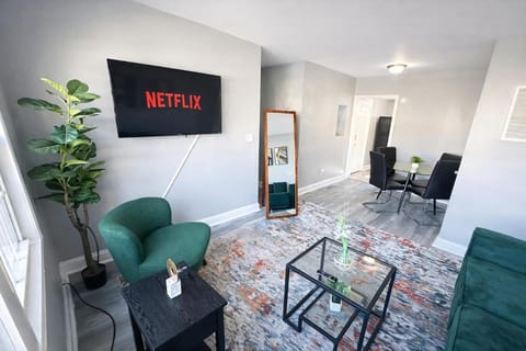 Cozy 1BR Retreat with Free Parking Near Downtown Birmingham and UAB Apartment in Birmingham