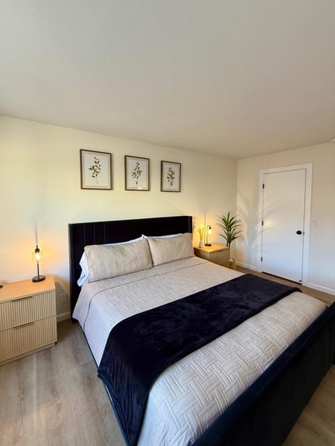 Peaceful Modern Home, Cozy Nights House in Salinas