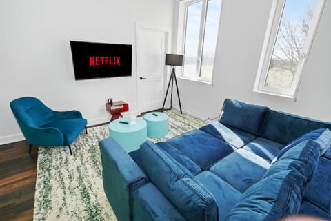 Large 4BR Cozy Stay Near Field Museum & McCormick Apartment in South Loop