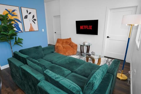 Chicago 4BR South Loop Stay by Soldier Field Area Apartment in South Loop