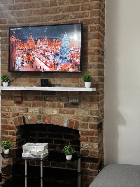 Communal lounge/ TV room, TV and multimedia, Evening entertainment
