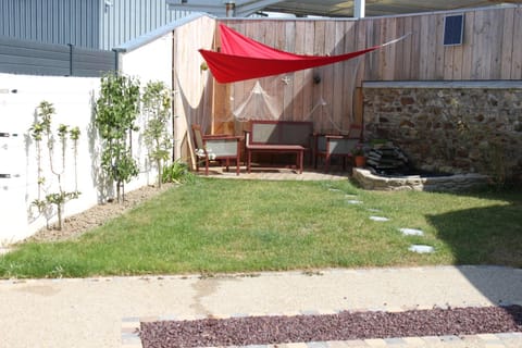 Garden, Garden, Garden view
