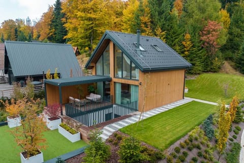 Property building, Natural landscape, Garden, Garden view