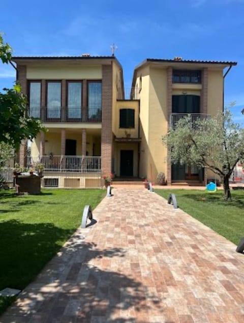 Property building, Spring, Garden, Garden view