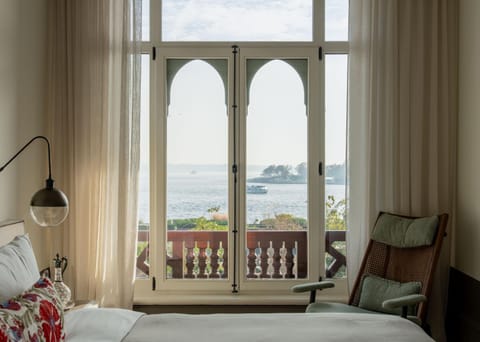 Bed, View (from property/room), Bedroom, Sea view