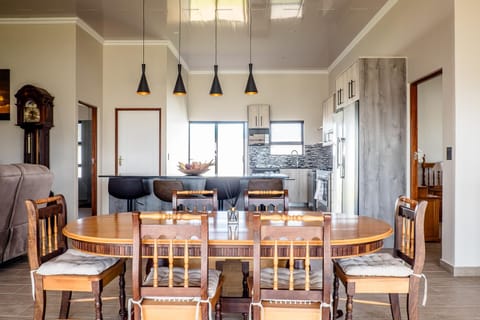 Sea Spray Self Catering in Duyker Eiland Bed and Breakfast in Western Cape