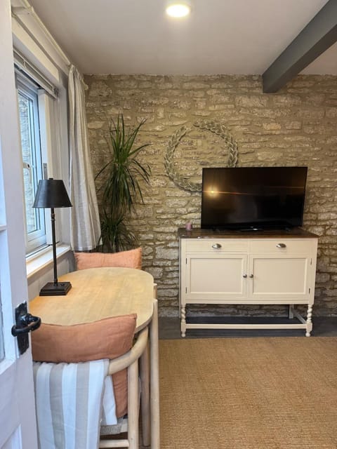 The Grain store Apartment in Cirencester