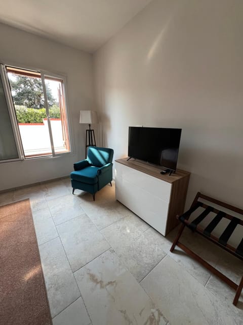 TV and multimedia, Bedroom