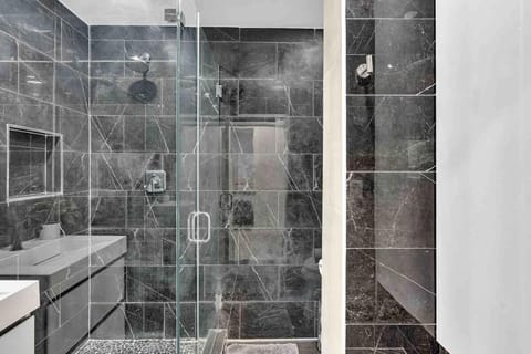 Waterfront ocean House Hollywood Hard Rock airport Villa in Dania Beach