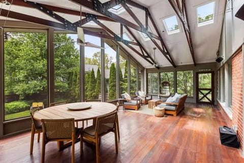 Mid Century Beauty with Huge Sunny Porch House in New Buffalo
