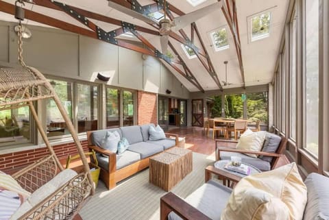 Mid Century Beauty with Huge Sunny Porch House in New Buffalo