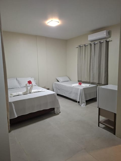 Bed, Photo of the whole room, Bedroom, minibar, towels, air conditioner