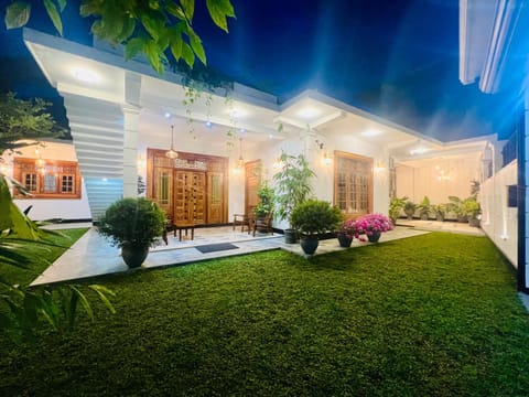 Property building, Garden
