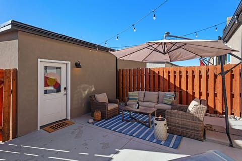 Property building, Patio, Patio, Day, View (from property/room), Balcony/Terrace, Seating area, sunbed