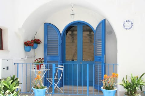 Property building, Patio