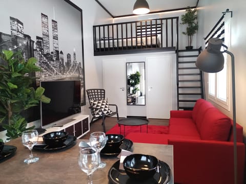 Living room, Seating area