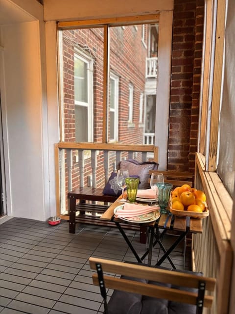 Ground floor flat at Virginia Highlands Apartment in Virginia Highland