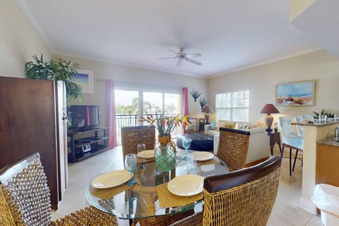 109 - Palms of Treasure Island House in Treasure Island