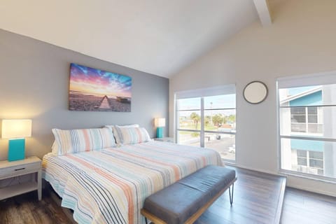 171-E - Madeira Beach Yacht Club House in Redington Beach