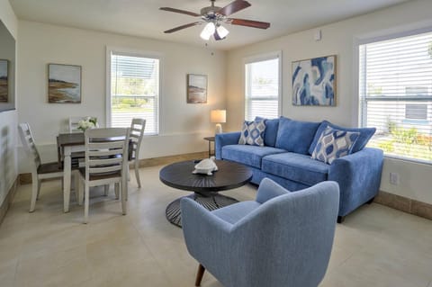 Silver Sands - The Sandcastle Collection House in Madeira Beach