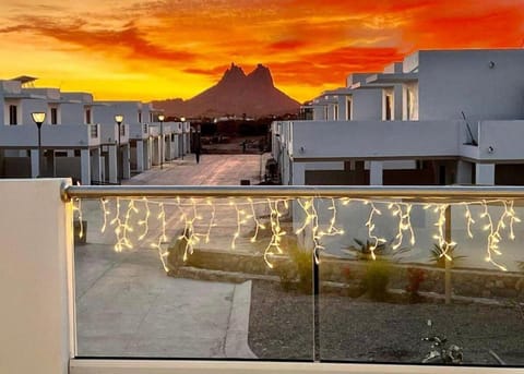 Nearby landmark, Natural landscape, Mountain view, Sunrise, Sunset