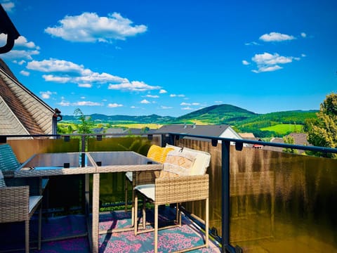 View (from property/room), View (from property/room), Balcony/Terrace