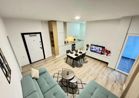TV and multimedia, Balcony/Terrace, Living room, Seating area