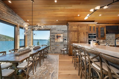 LP Lakefront House - Private Dock, 7000+ Square Feet of Space, Stunning Views, Impeccable Quality House in Grand Lake