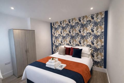Bed, Photo of the whole room, Bedroom, towels, wardrobe