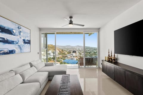 TV and multimedia, View (from property/room), Balcony/Terrace, Living room