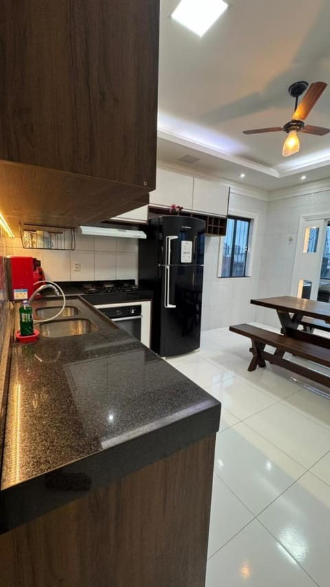 BBQ facilities, Communal kitchen