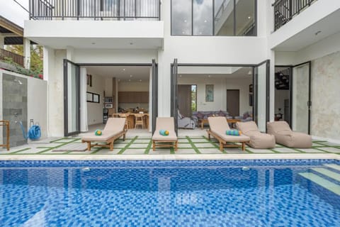 Zen Coliving Canggu Apartment in North Kuta