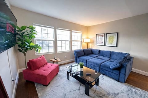 Central 1BR Birmingham Stay Near Downtown & UAB Apartment in Birmingham