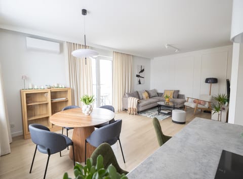 Living room, Seating area, Dining area