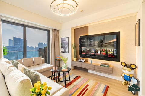 Communal lounge/ TV room, TV and multimedia, Living room, Seating area, Evening entertainment