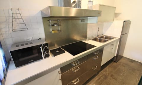 microwave, oven, kitchen