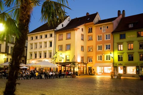 Property building, Night
