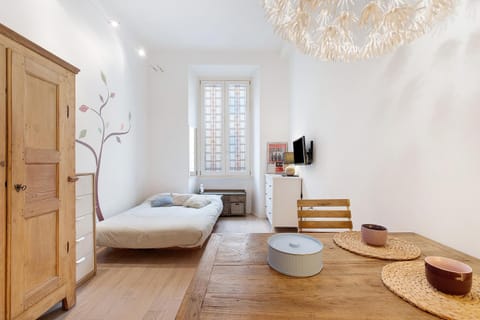 Living room, Bedroom