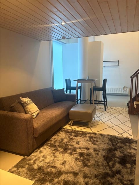 Modern Apartment nearby Subway station in Helsinki Apartment in Helsinki