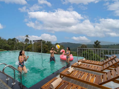 Day, People, Natural landscape, Mountain view, Pool view, Swimming pool, group of guests, sunbed