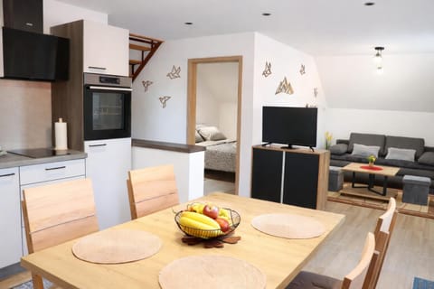 Living room, Bedroom, kitchen