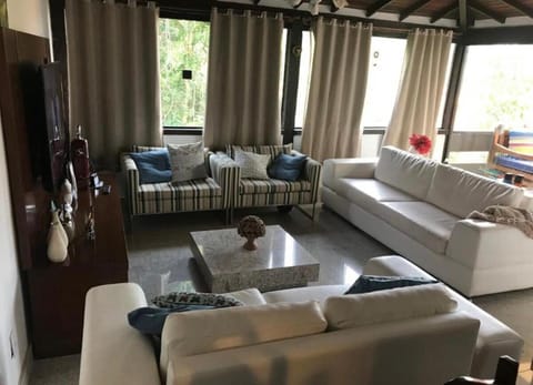 Casa grande, confortável e familiar em condominio House in Armacao dos Buzios