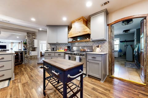 Spacious dog-friendly home settled on a serene property with wrap-around porch House in Wimberley